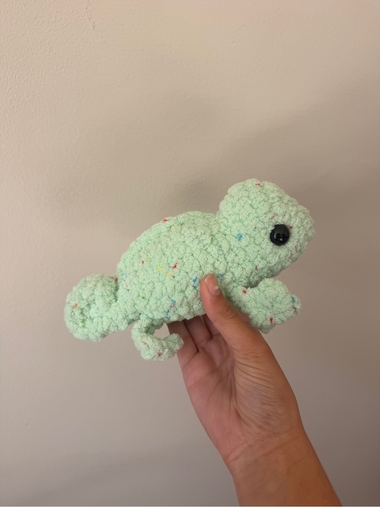 Other - Crochet Chameleon